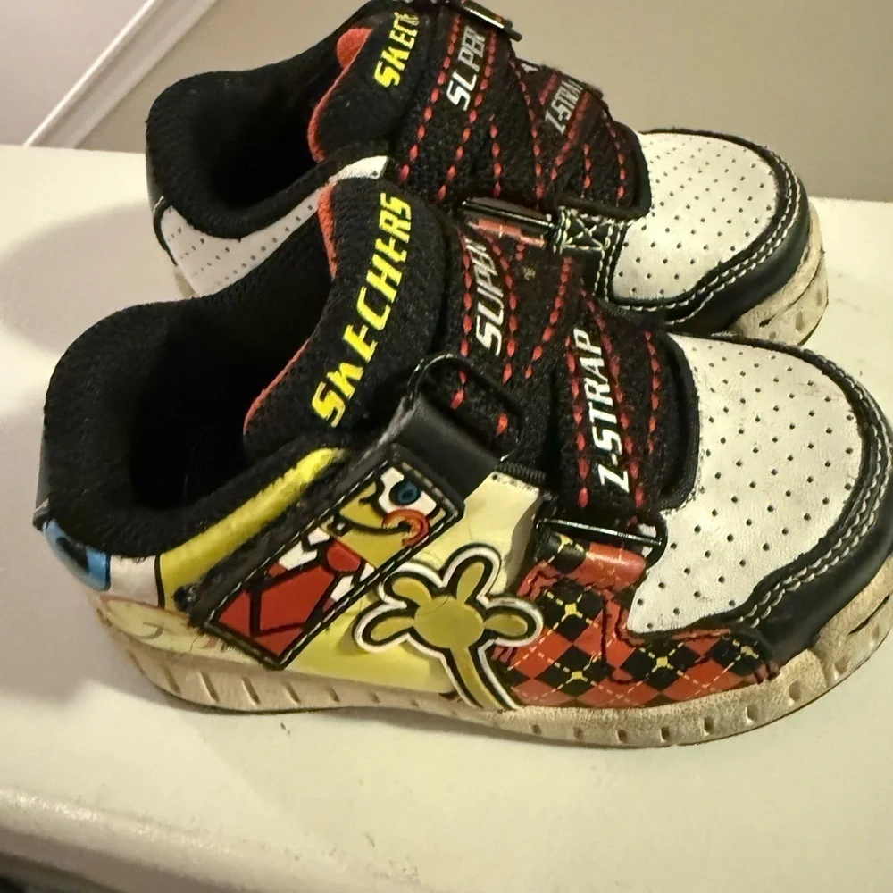 Skechers SpongeBob Baby Shoes - Black and Yellow Size 5